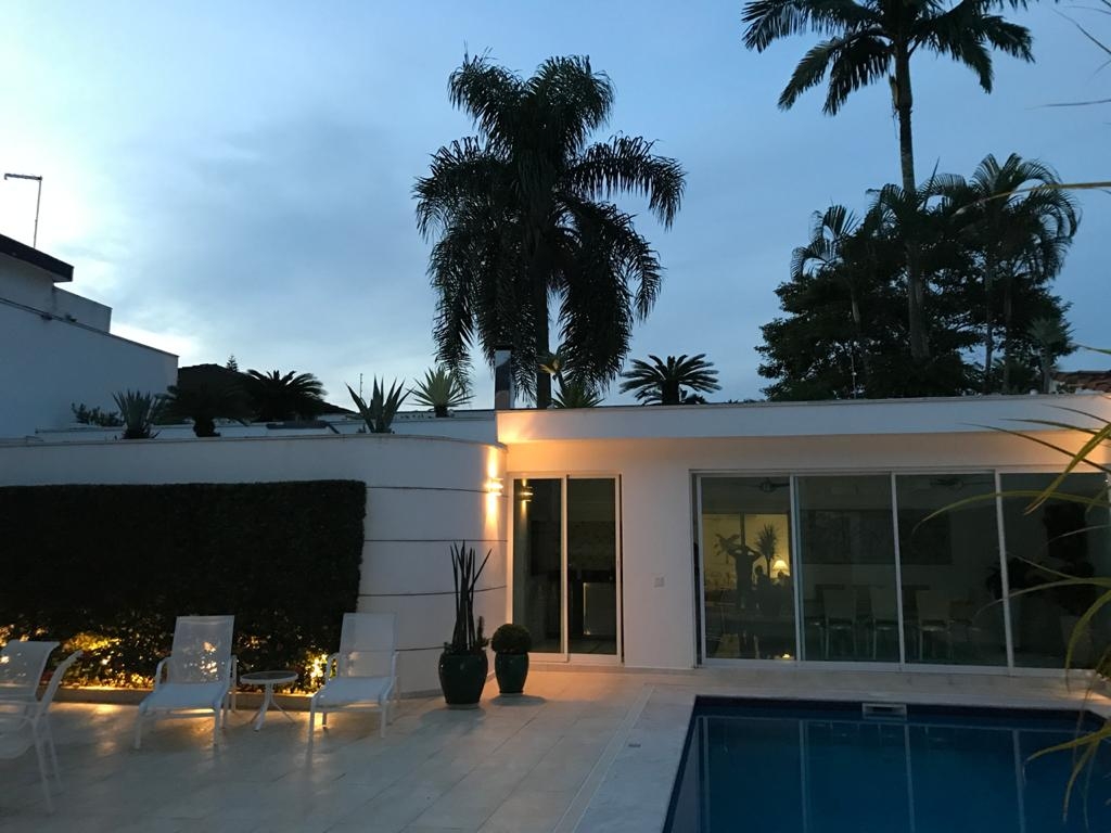 #165 - Casa para Venda em Guarujá - SP