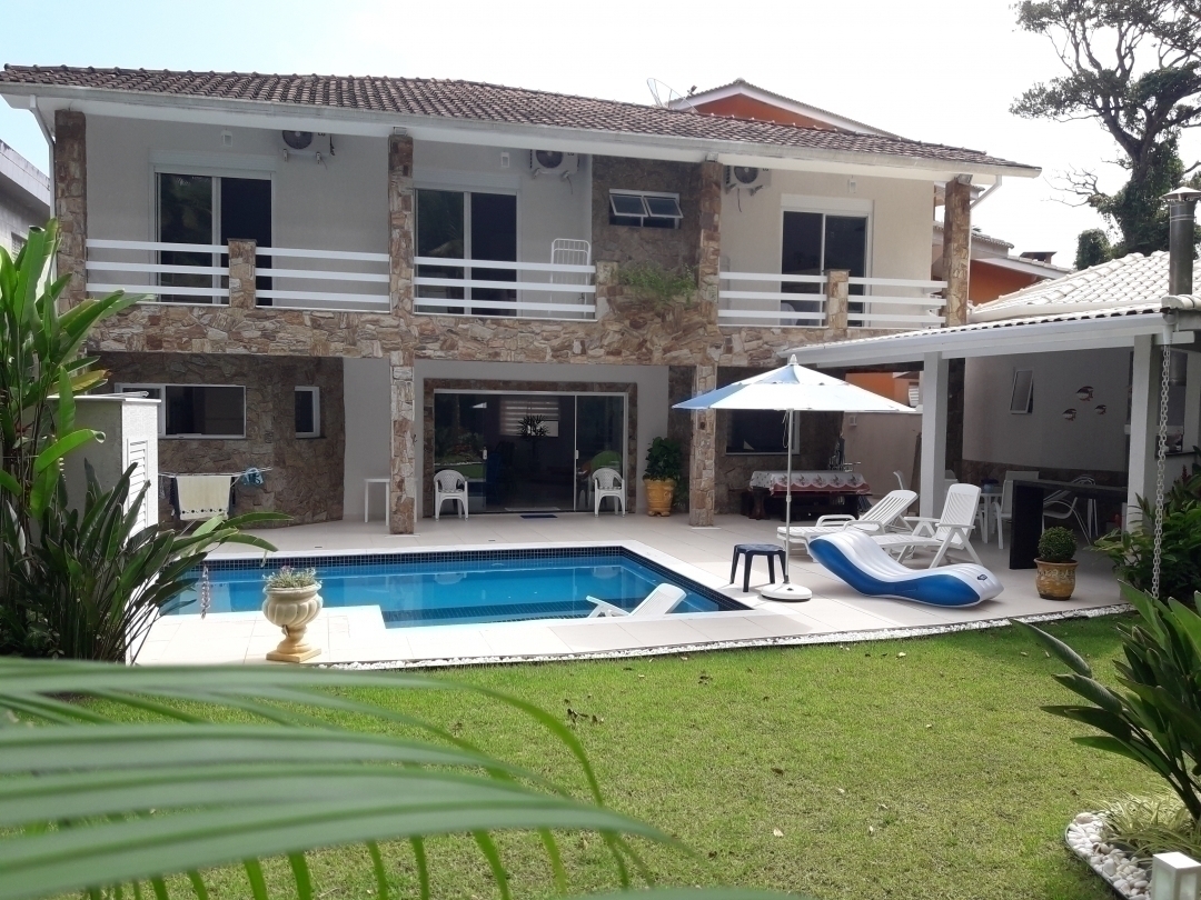 #182 - Casa para Venda em Bertioga - SP