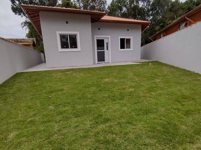 #196 - Casa para Venda em Bertioga - SP