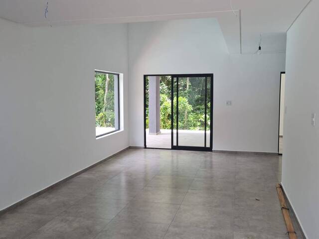 #236 - Casa para Venda em Bertioga - SP