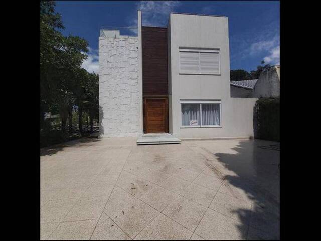 #246 - Casa para Venda em Bertioga - SP